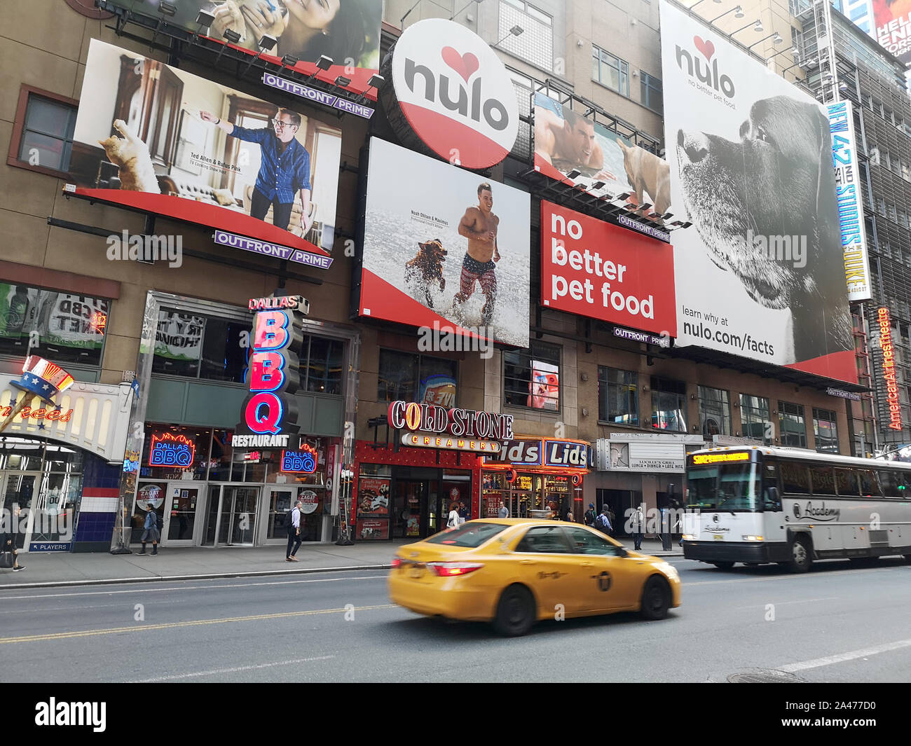 Lids times square hires stock photography and images Alamy
