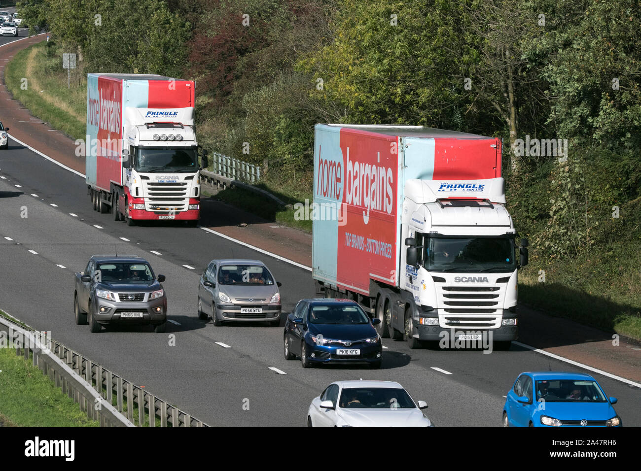 Home bargains lorry hires stock photography and images Alamy