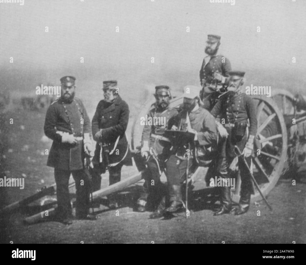 Fenton, Roger - Offiziere und Kanonenwagen Stock Photo
