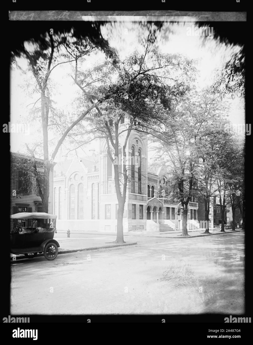 E baptist Black and White Stock Photos & Images - Alamy