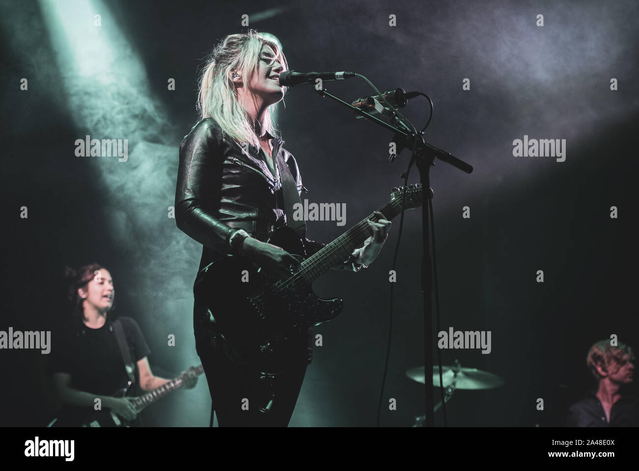 Laura mary carter hi-res stock photography and images - Alamy