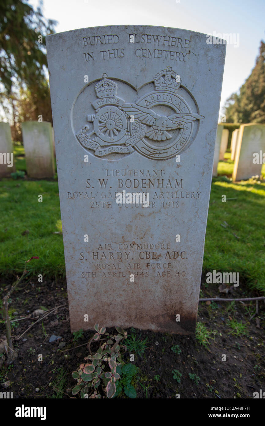 Commonwealth War Graves Commission Grave of S.W Bodenham of the Royal