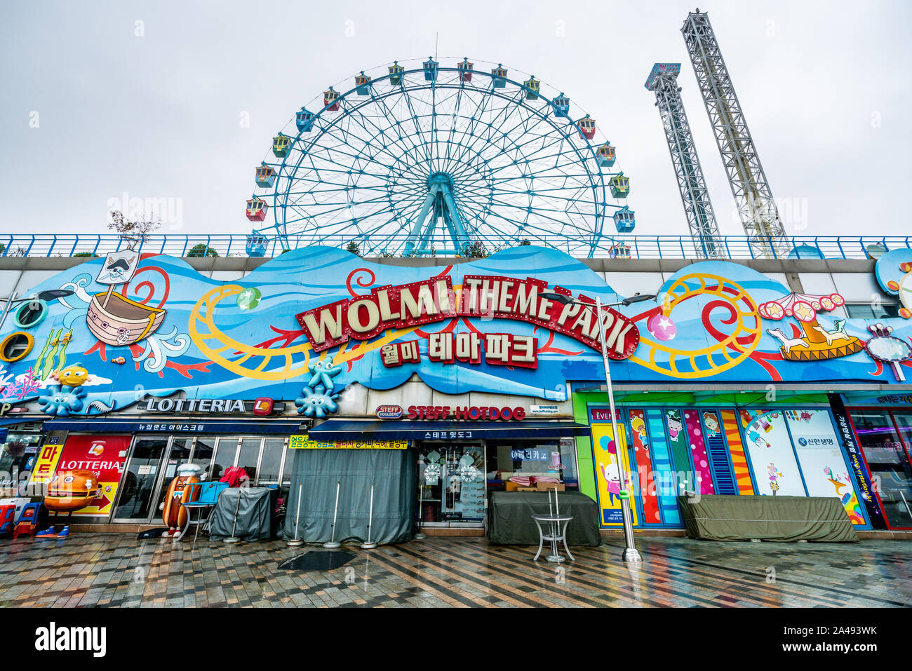 Incheon South Korea , 7 October 2019 : Wolmi theme park entrance with view of the ferris wheel on wolmido island in Incheon South Korea Stock Photo