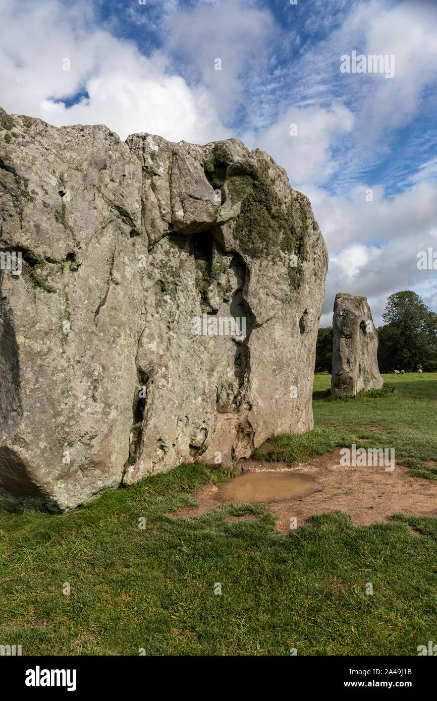 Uk Standing Rocks Standing stones at Avebury, Wiltshire a UNESCO World Heritage Site ...