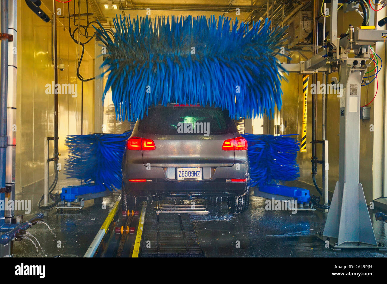 Automatic Car Wash Rotating Mop Brushes Stock Photo - Alamy