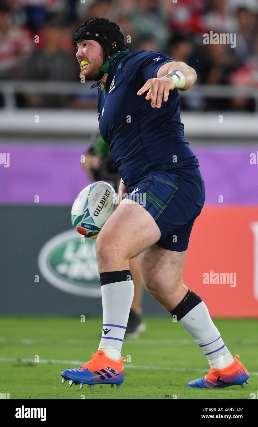 Scotland's Zander Fagerson celebrates scoring his sides third try