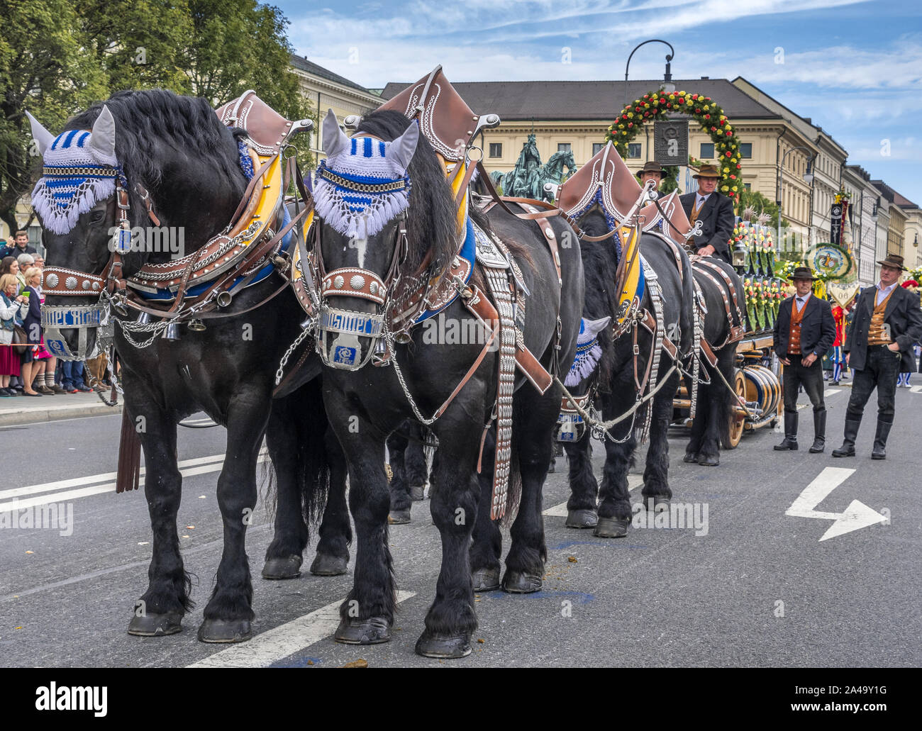 Oktoberfest Parade Horse High Resolution Stock Photography And Images Alamy