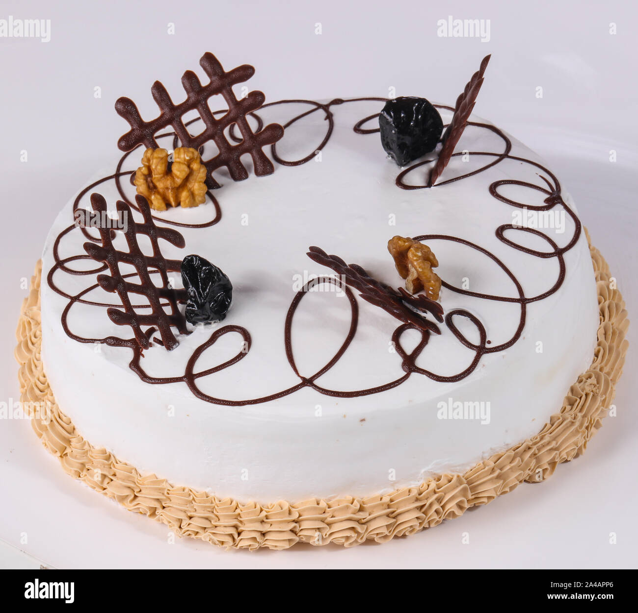 Sweet tasty cake with cream Stock Photo - Alamy