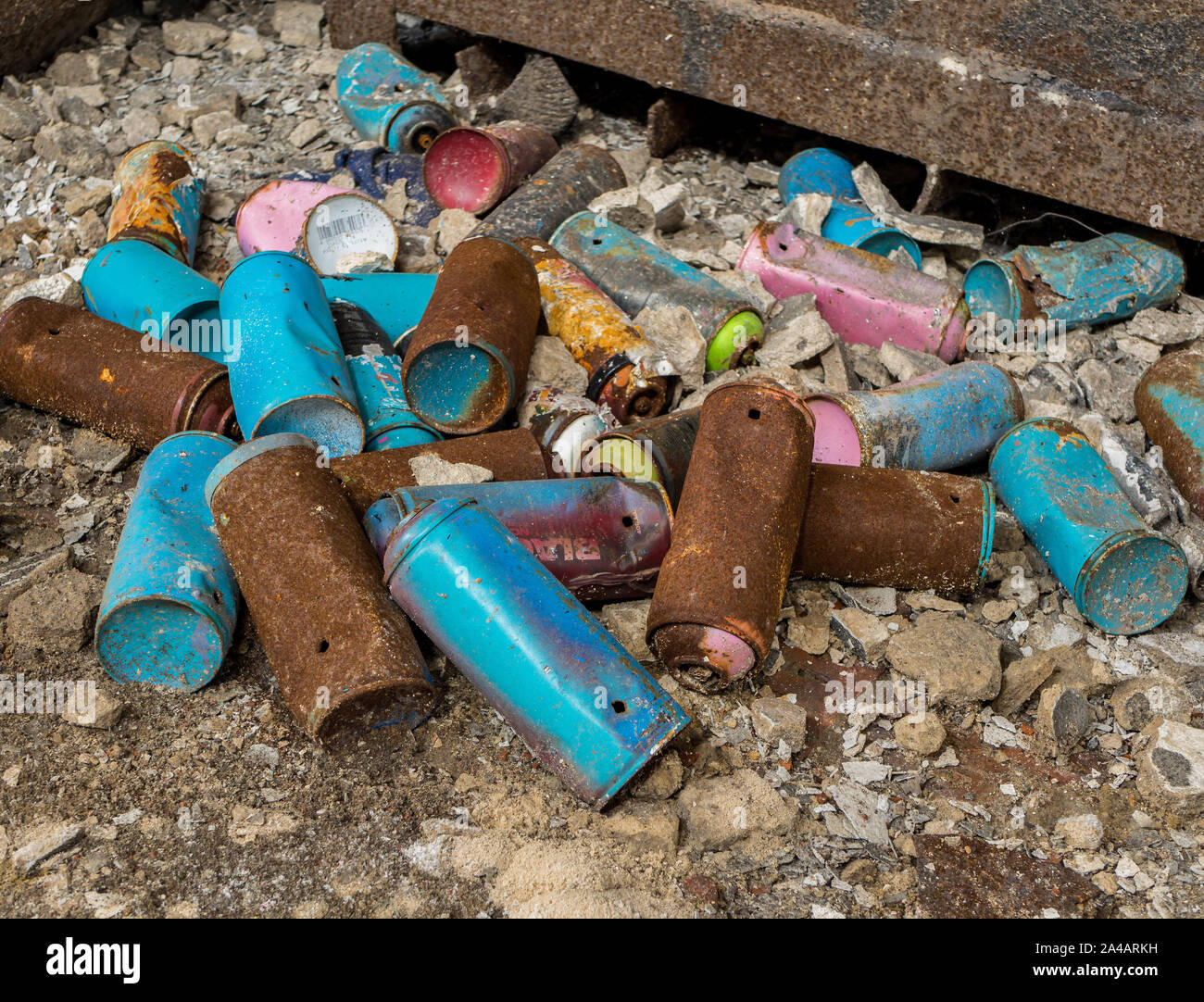 Old spray cans Stock Photo Alamy