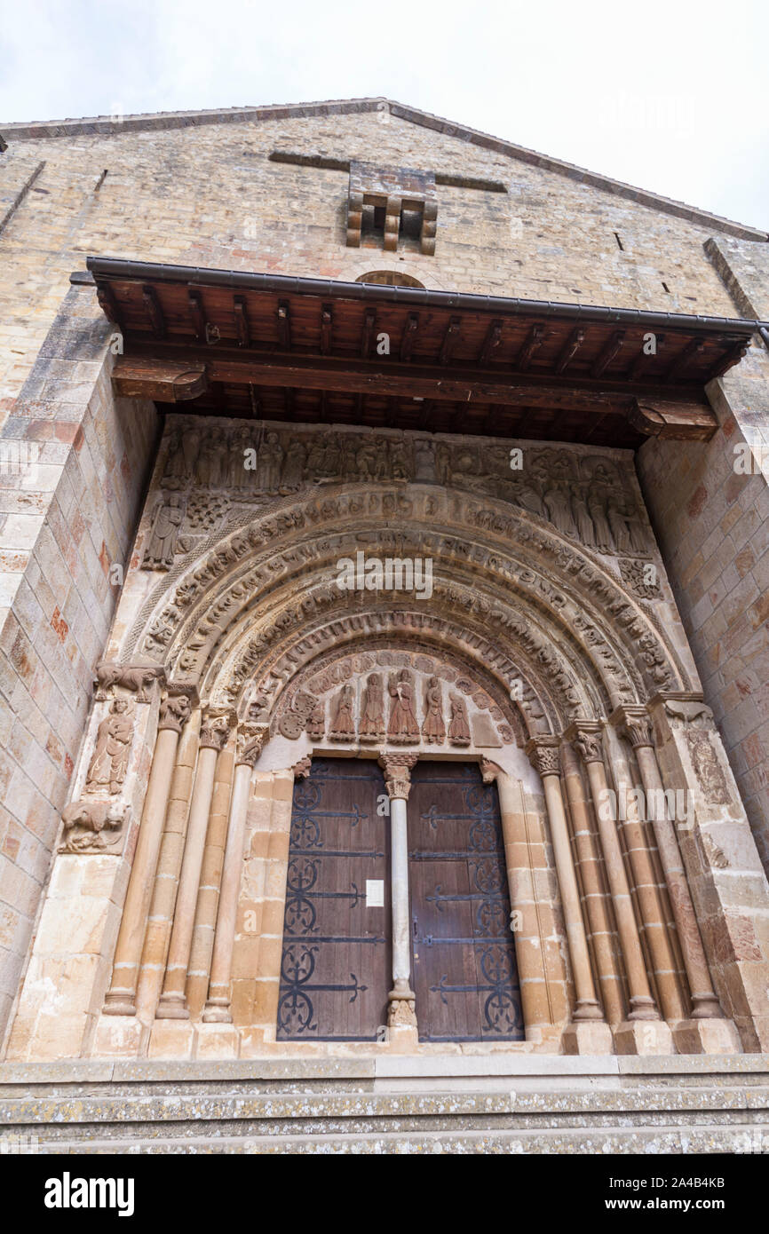 Tympanum of Porta Speciosa with a depiction of Nunio and Alodio, Monastery of Leyre,  Romanesque architecture in Navarre, Spain Stock Photo