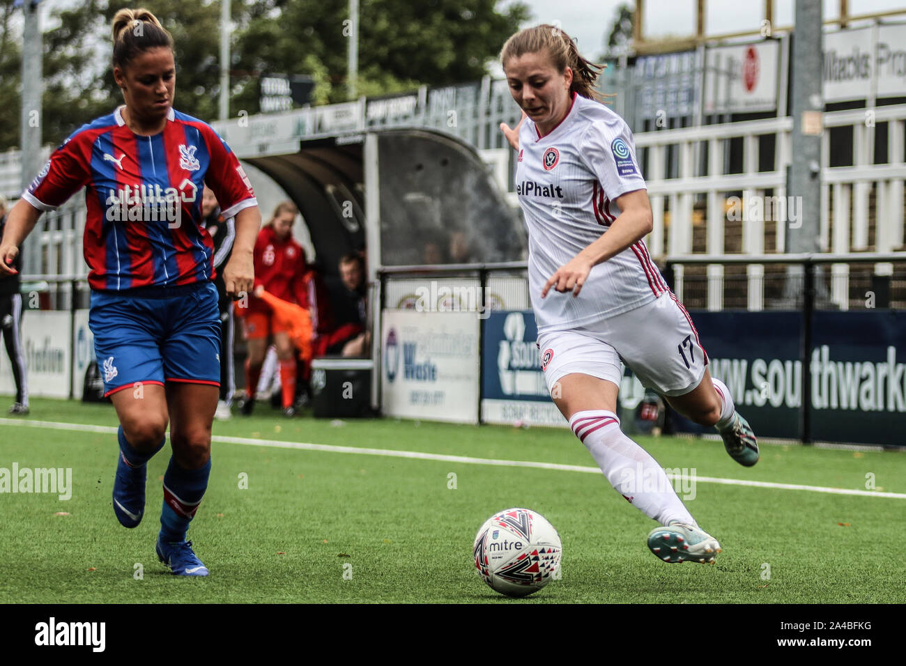 Bromley, UK. 13th Oct, 2019. LONDON, UNITED KINGDOM OCTOBER 13. Veatriki Sarri of Sheffield United Women crossing in the ball during FA Women's Championship between Crystal Palace and Sheffield United at Hayes Lane Stadium, Bromley, UK on 13 October 2019 Credit: Action Foto Sport/Alamy Live News Stock Photo