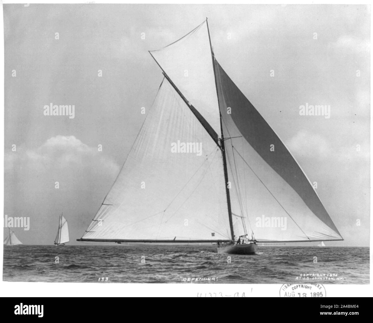 Warship types hi-res stock photography and images - Alamy