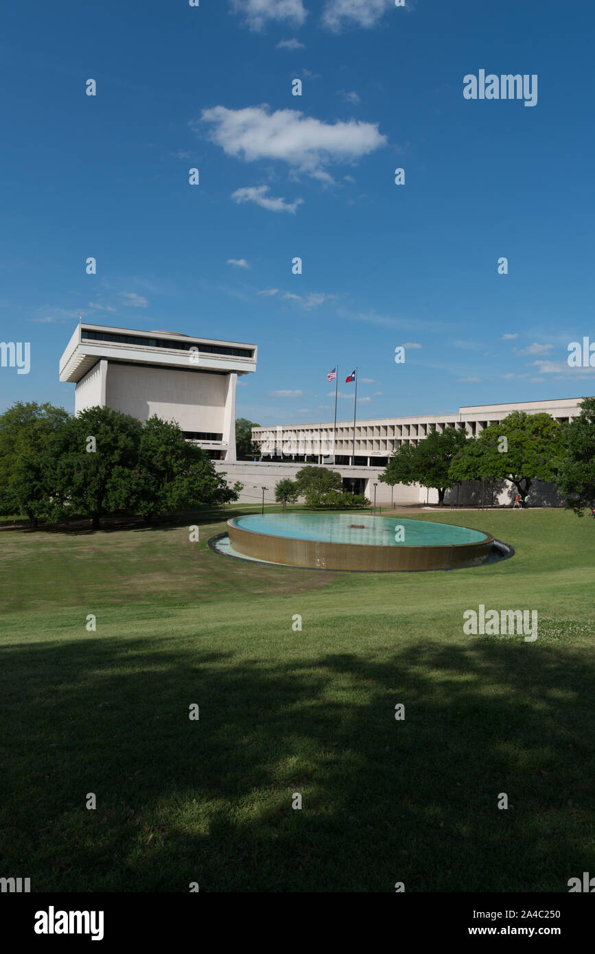 The Lyndon Baines Johnson Library and Museum, also known as the LBJ Presidential Library, in Austin, Texas Stock Photo