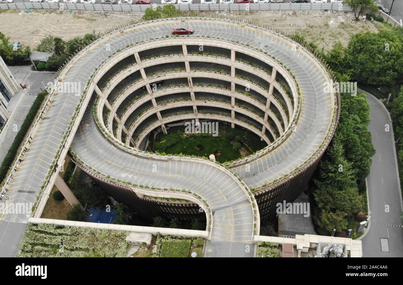Circular Parking Stock Photos Circular Parking Stock Images Alamy