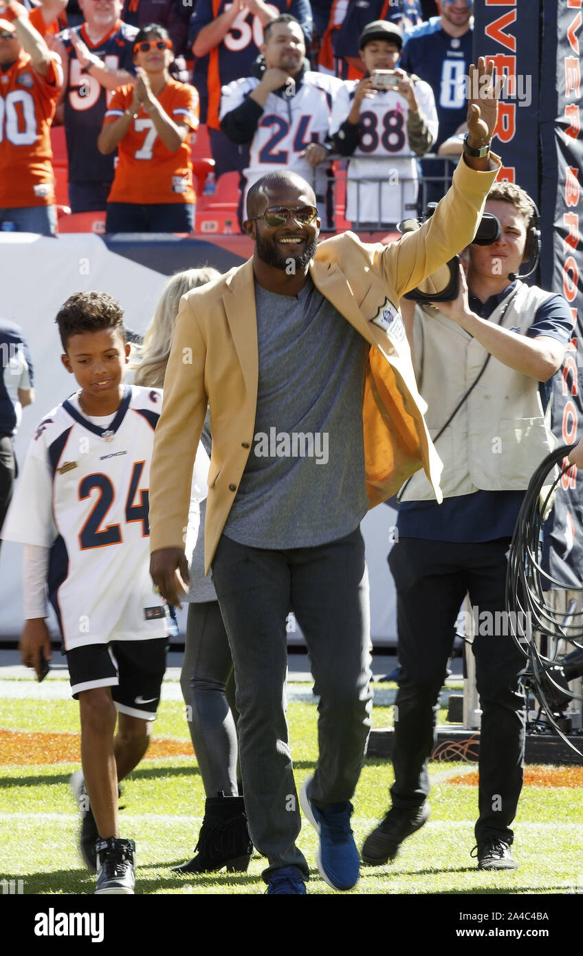 Denver, Colorado, USA. 13th Oct, 2019. Broncos Hall Of Fame CB CHAMP BAILEY, and Ring of Fame inductee gets introduced before the start of the 1st. Half at Empower Field at Mile High Sunday afternoon in Denver, CO. The Broncos beat the Titans 16-0. Credit: Hector Acevedo/ZUMA Wire/Alamy Live News Stock Photo