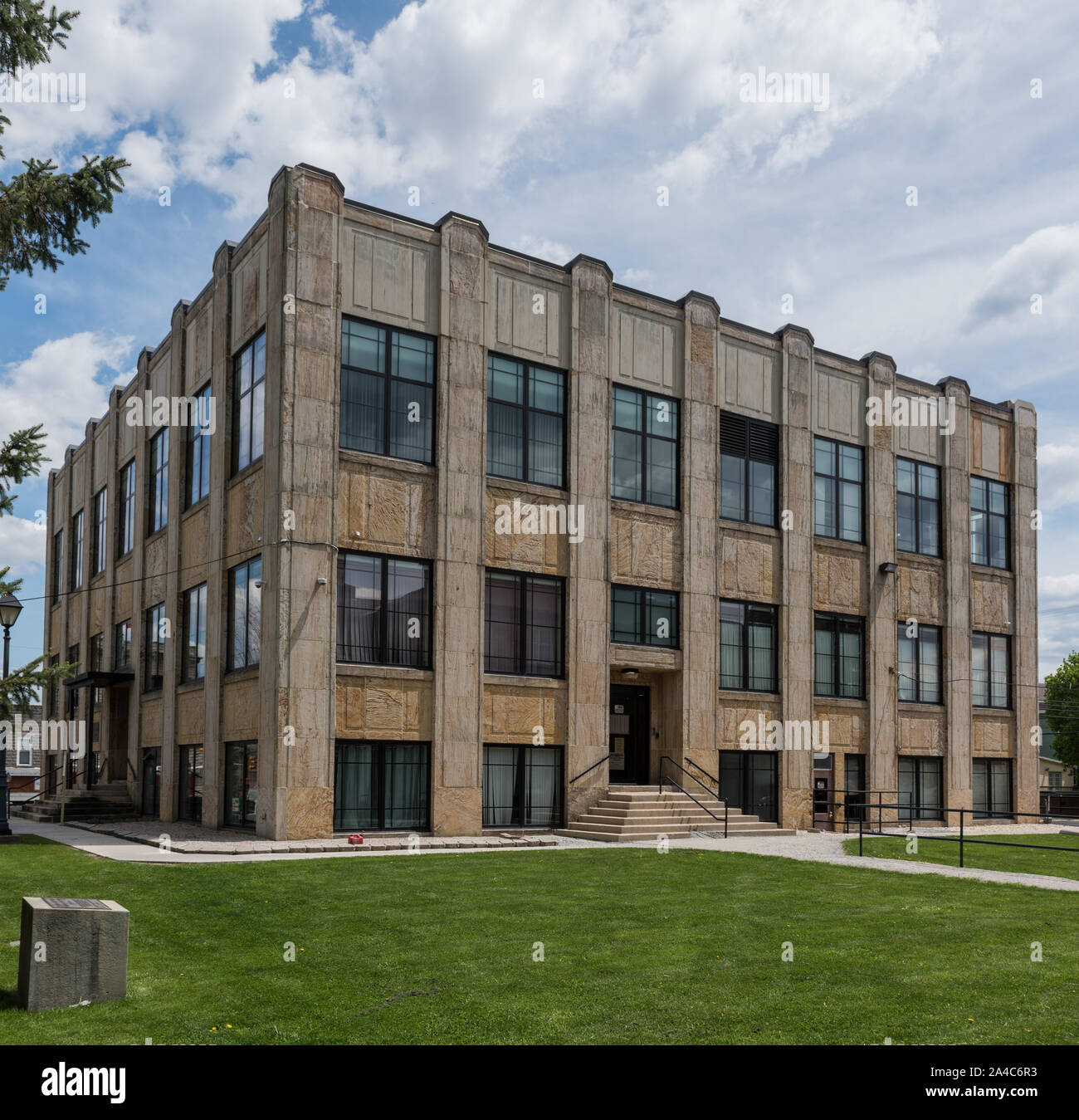 The Preston County Courthouse in Kingwood, West Virginia Stock Photo