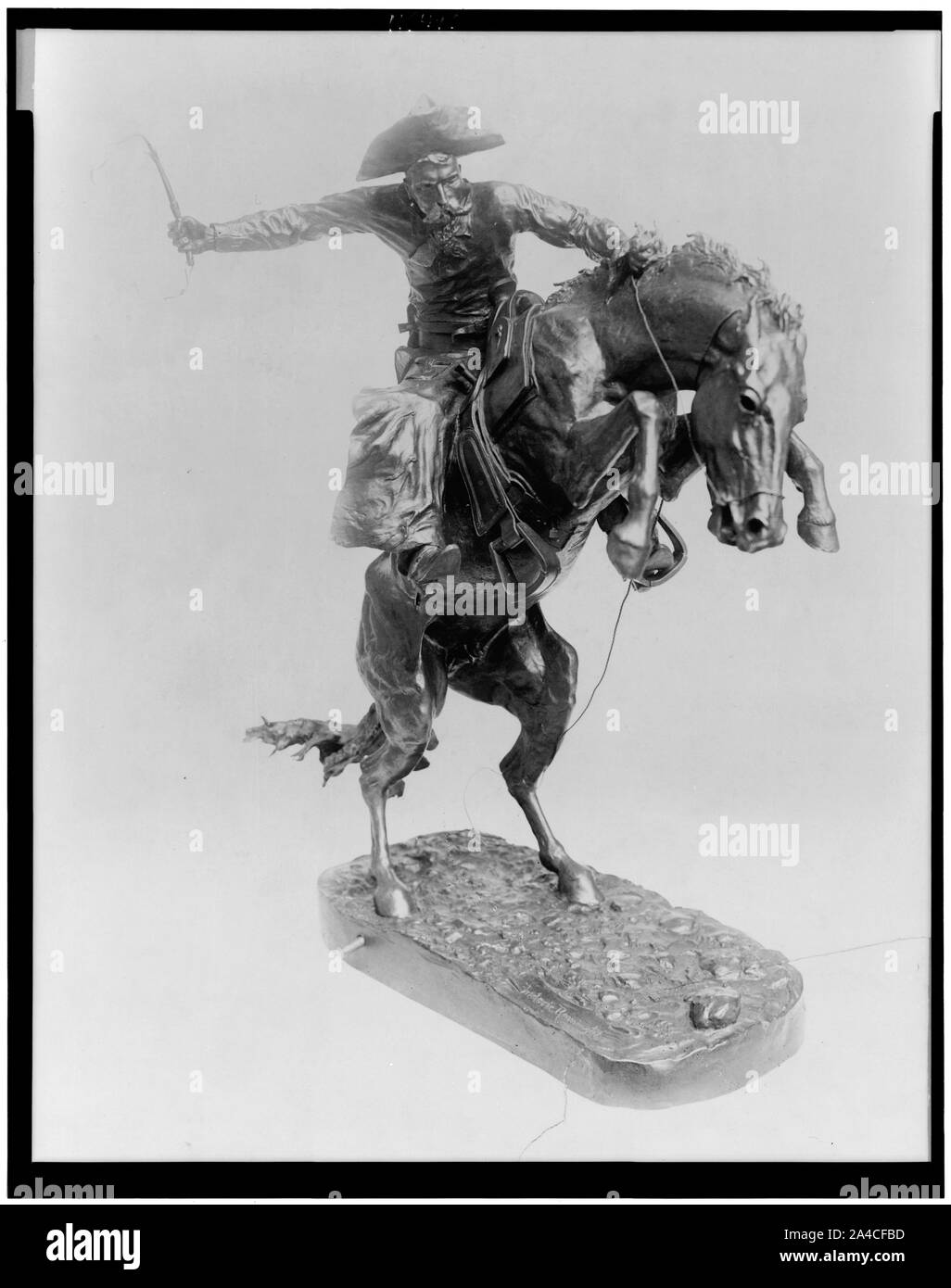 Frederic remington bronco hi-res stock photography and Frederic remington bronco hi-res stock photography and