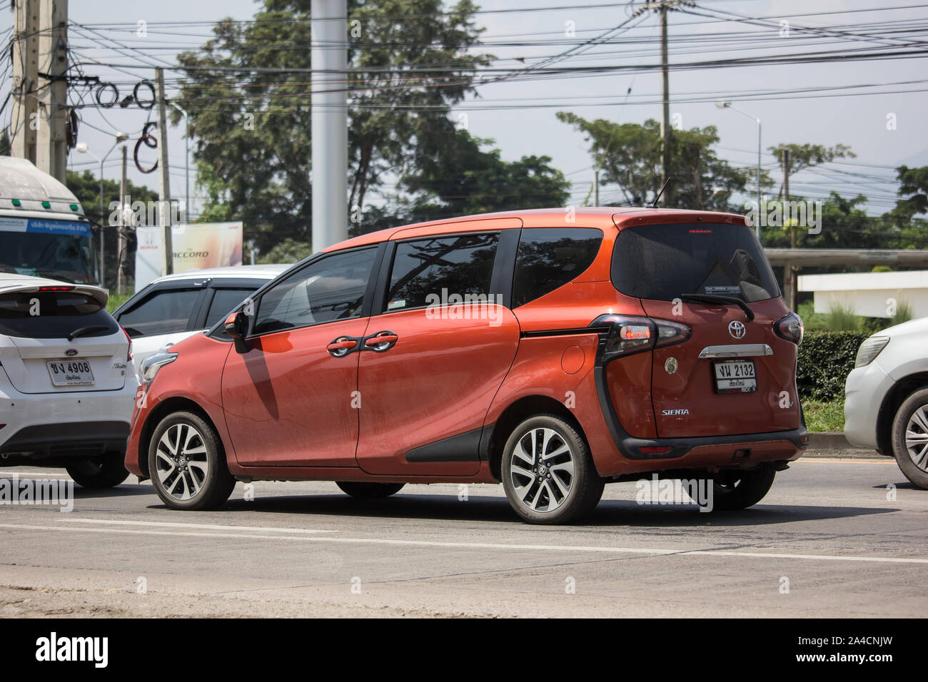 Red Color Mini Van Red mini van hi-res stock photography and images - Alamy
