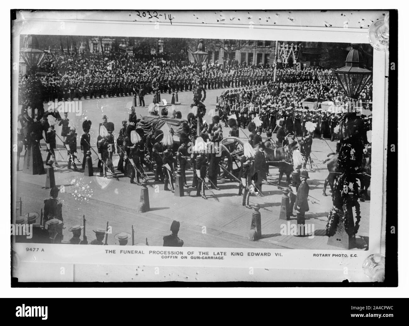 The funeral procession of the Late King Edward VII. Coffin on gun