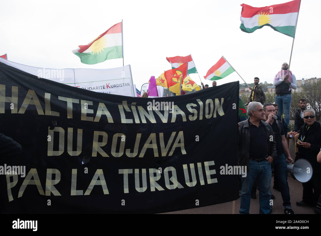 On 12 October 2019, Lyon, Auvergne-Rhône-Alpes, France. Demonstration against Turkish strikes in Syria. Kurdish demonstrators with flags on the Bellec Stock Photo