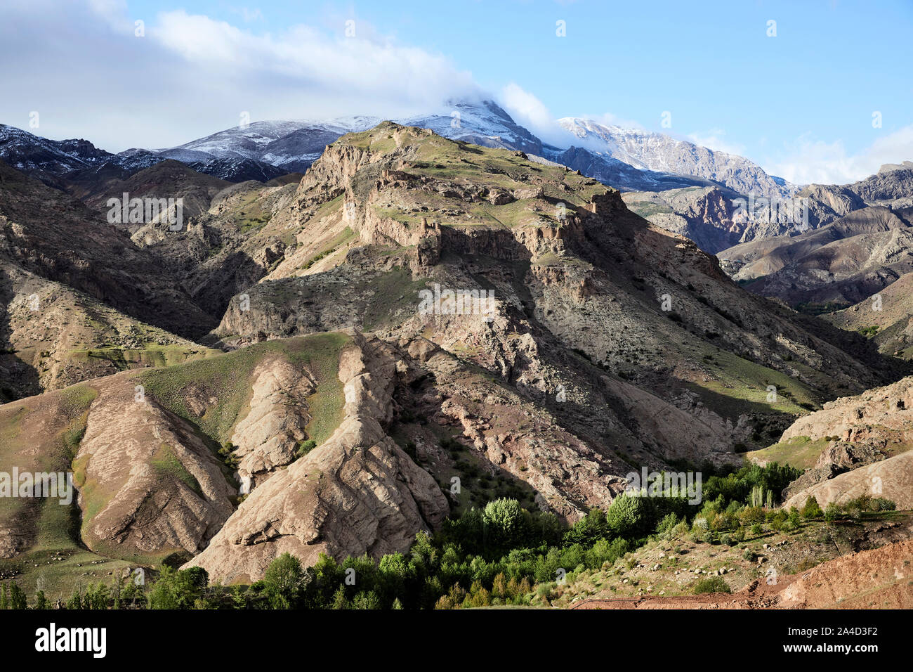 At Qazvin, Iran. 16th Apr, 2018. The fortress ruin Lamasar in the valley of Alamut in the Elburs mountains in Iran, taken on 17.04.2018. | usage worldwide Credit: dpa/Alamy Live News Stock Photo