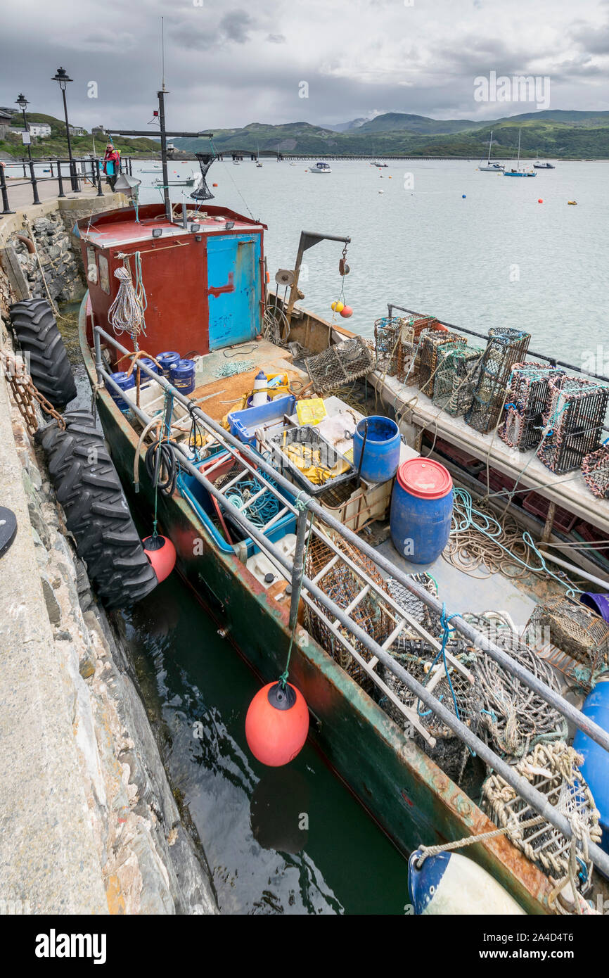 Fishing boat north wales hires stock photography and images Alamy
