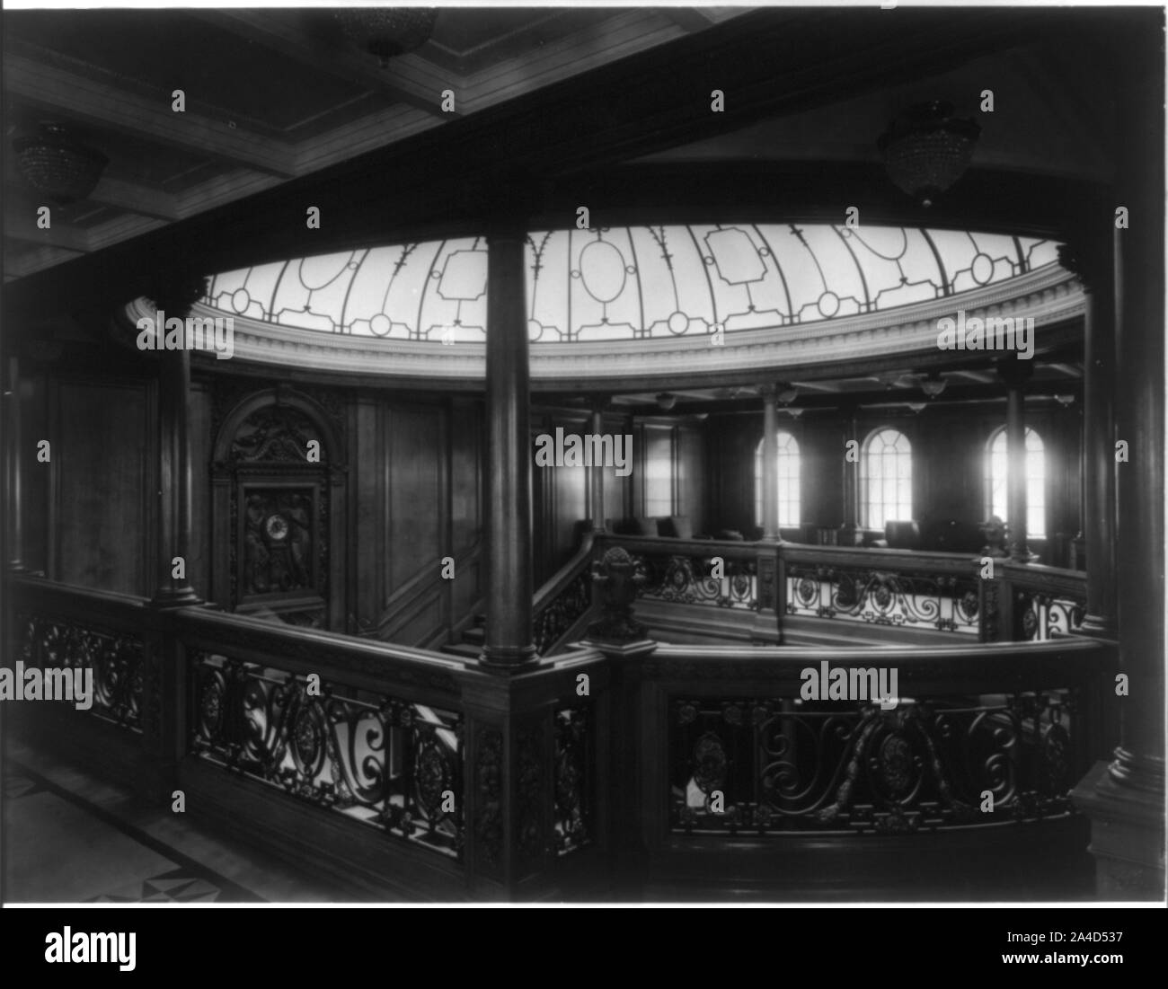 The main stairway on the R.M.S. Olympic] / William H. Rau, Philada Stock Photo