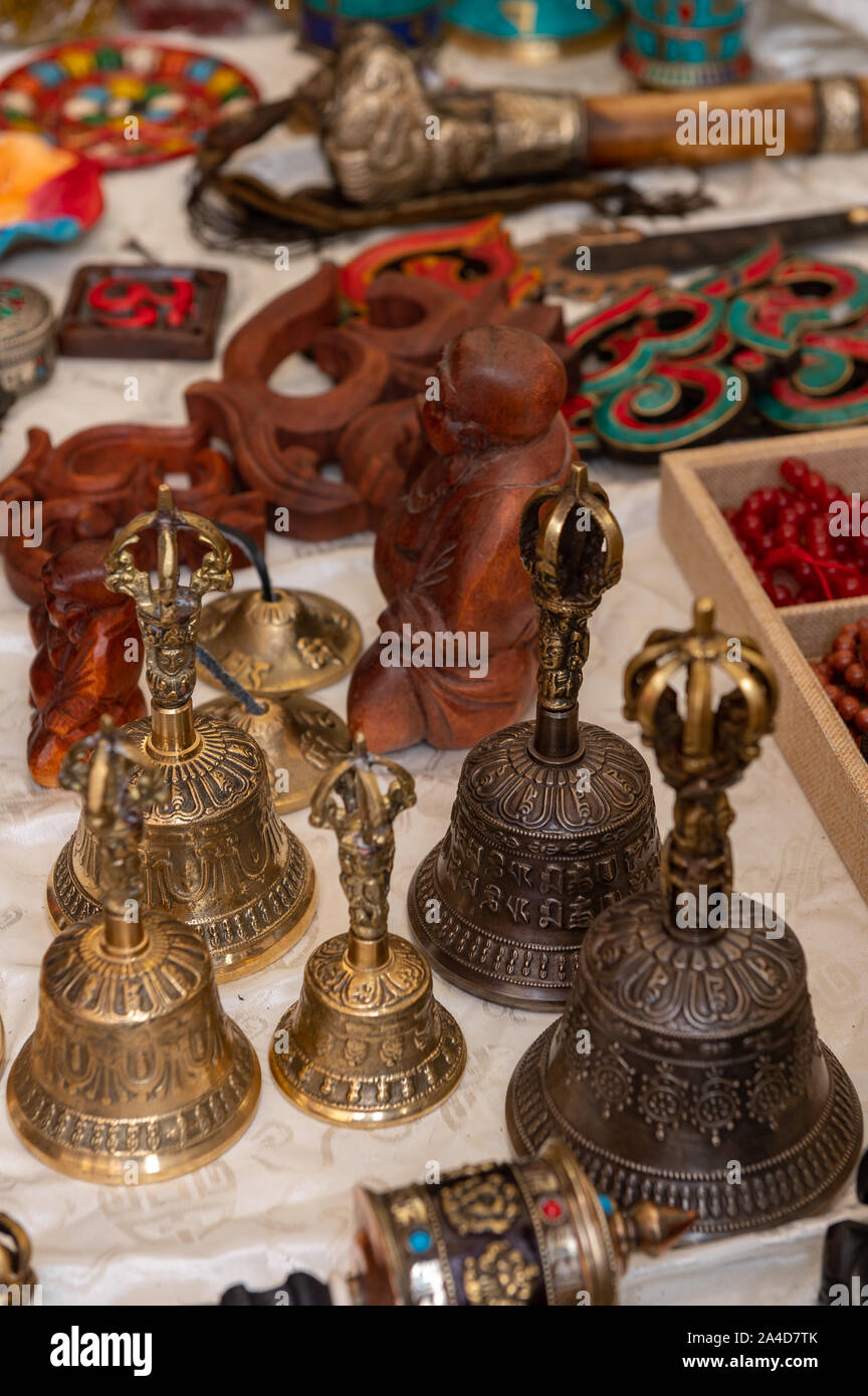 Souvenir shop lhasa tibet hi-res stock photography and images - Alamy