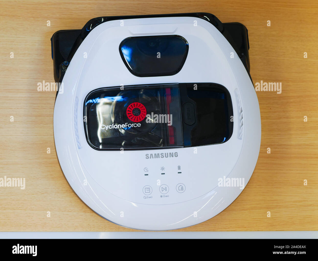 Convenience store counter hi-res stock photography and images - Alamy