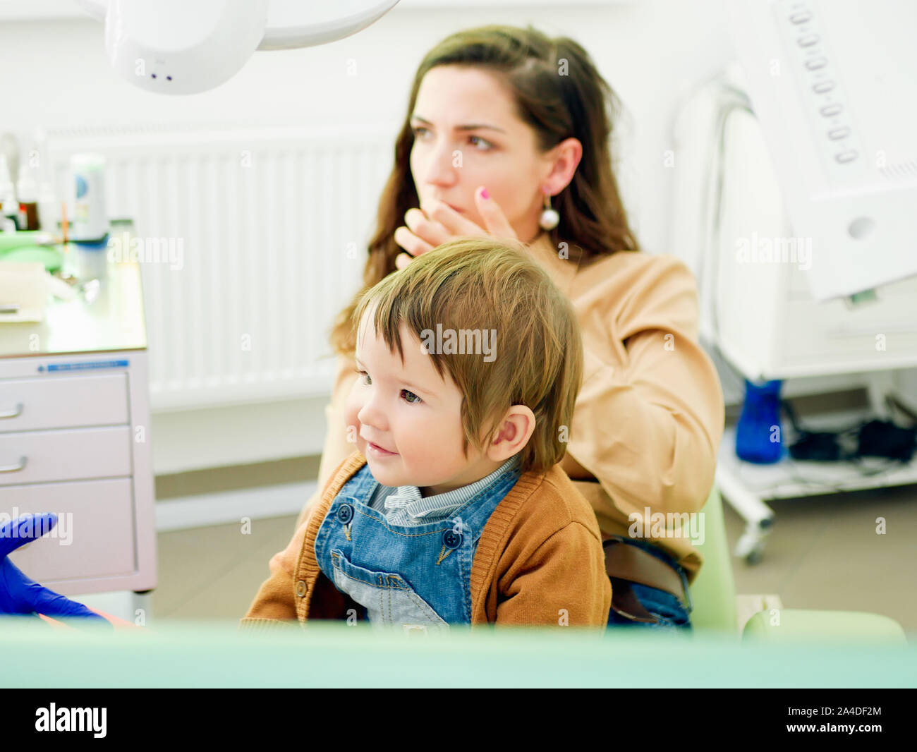 Child dentist nervous hires stock photography and images Alamy