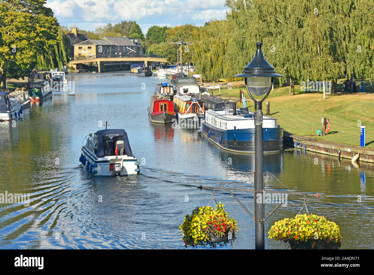 Boats on the river great ouse hires stock photography and images Alamy
