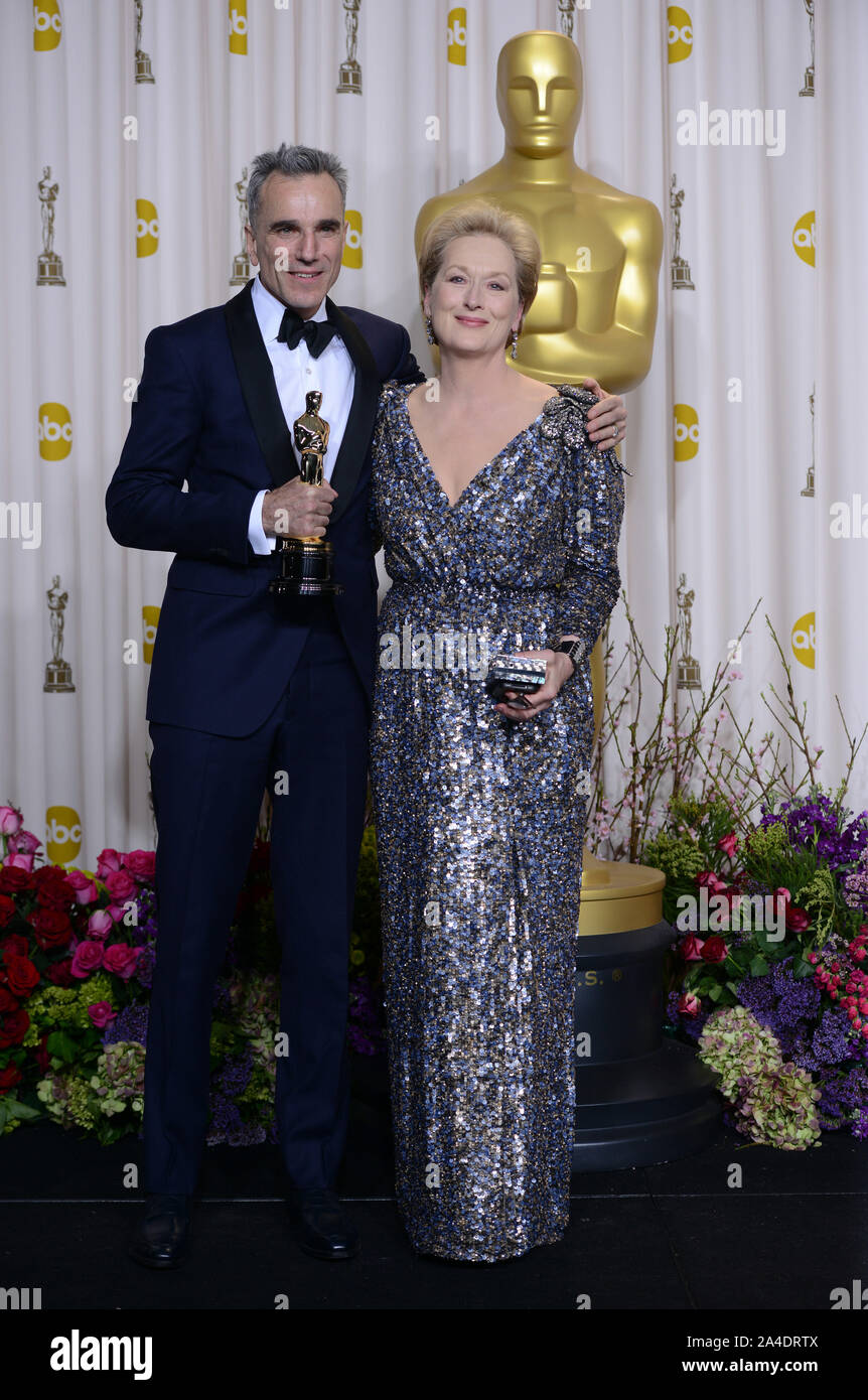 Photo Must Be Credited ©Karwai Tang/Alpha Press 076909 24/02/2013 Daniel Day Lewis wins Best Actor for Lincoln with Meryl Streep at The 85th Academy Awards Oscars 2013 Pressroom held at The Dolby Theatre Hollywood Blvd Los Angeles California Stock Photo