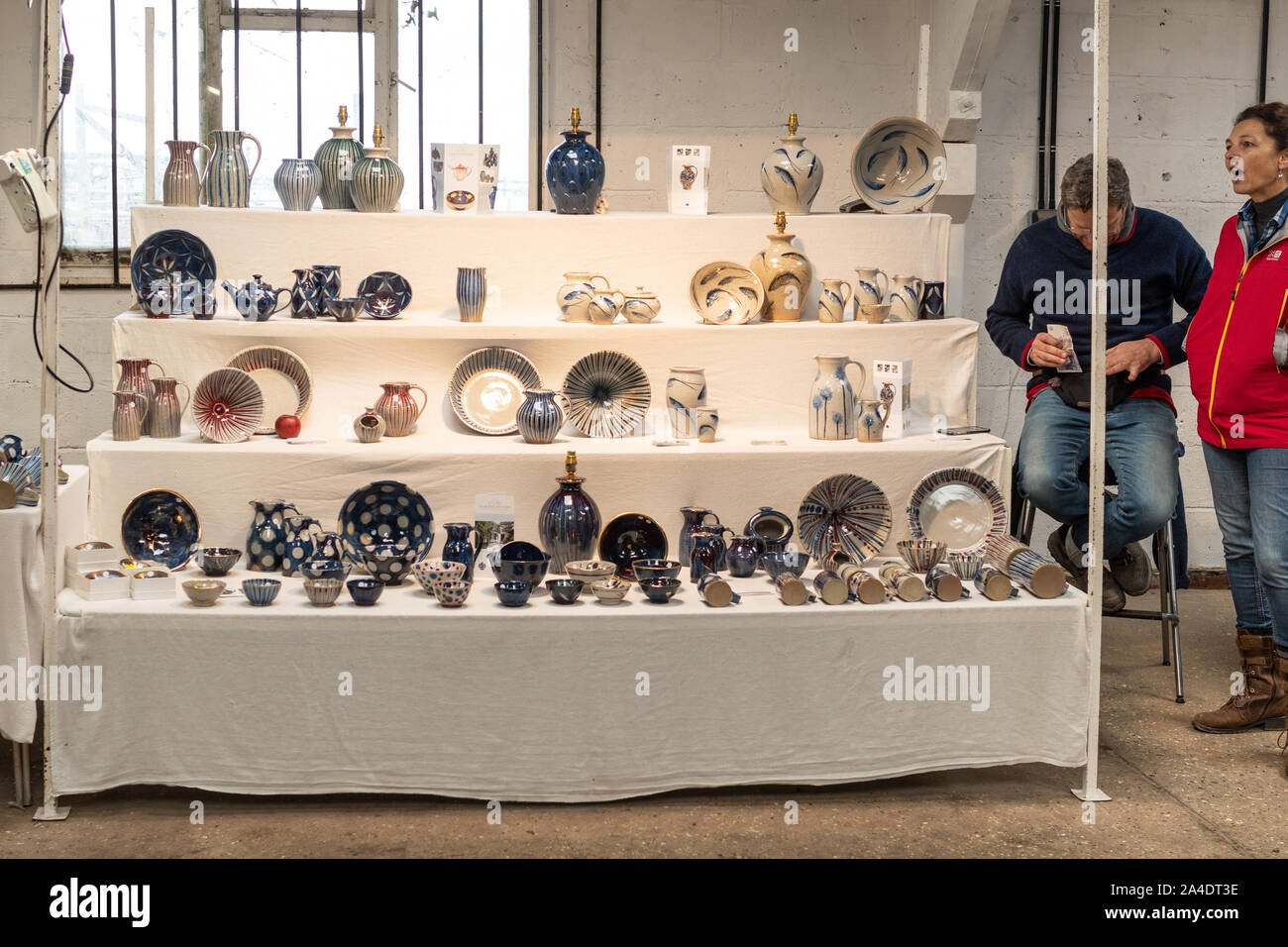 Craft stall uk hires stock photography and images Alamy