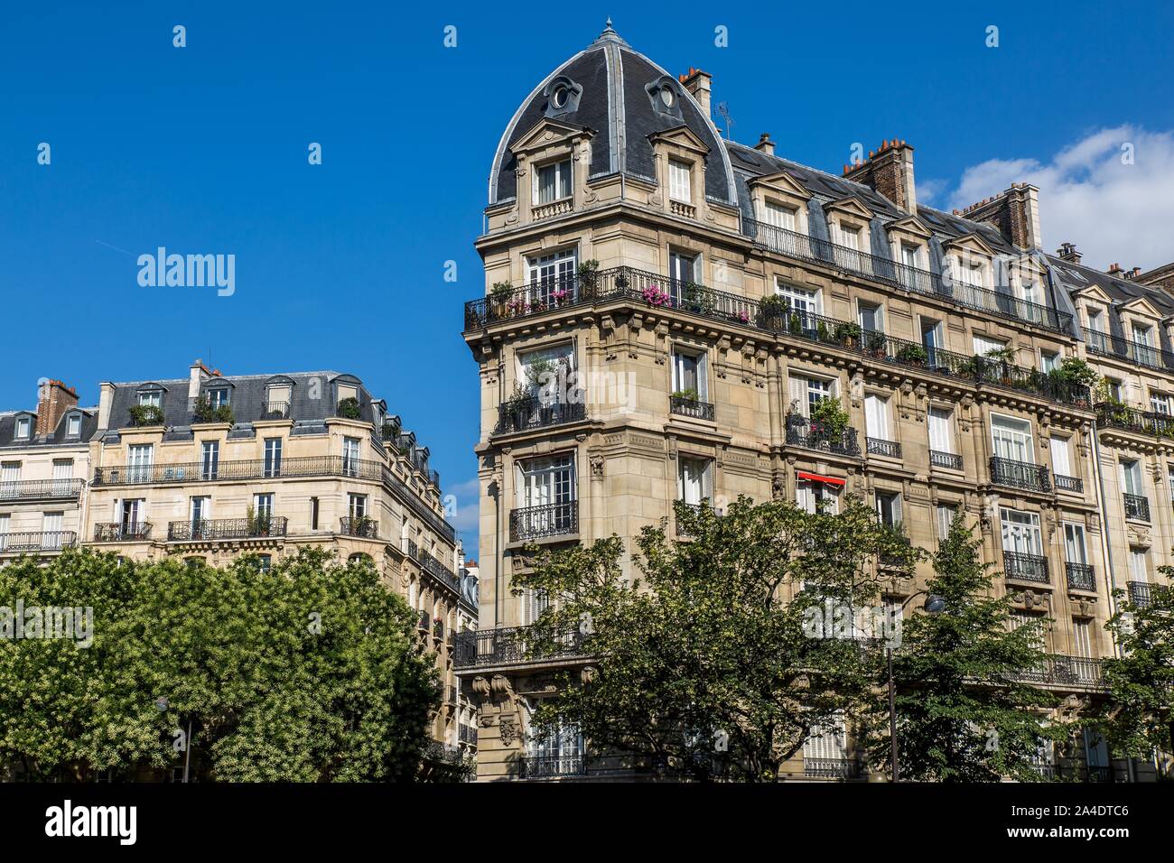 14th arrondissement hires stock photography and images Alamy