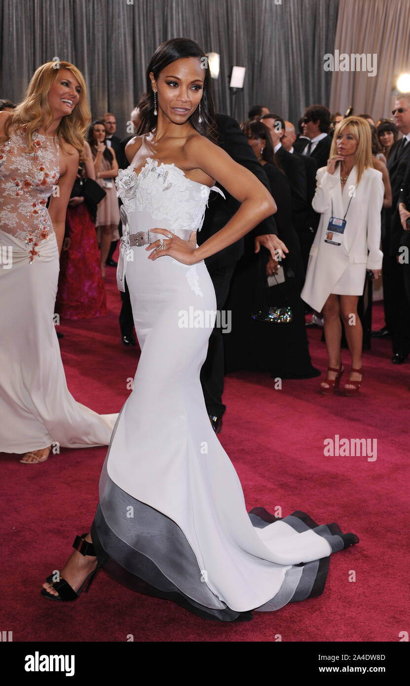 Photo Must Be Credited ©Karwai Tang/Alpha Press 076909 24/02/2013 Zoe Saldana at The 85th Academy Awards Oscars 2013 held at The Dolby Theatre Hollywood Blvd Los Angeles California Stock Photo