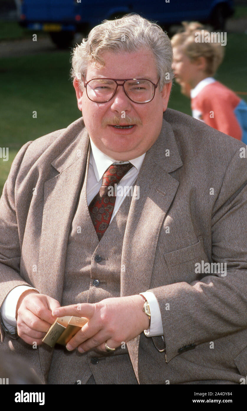 Photo Must Be Credited ©Alpha Press R1482 04/09/1988 Richard Griffiths