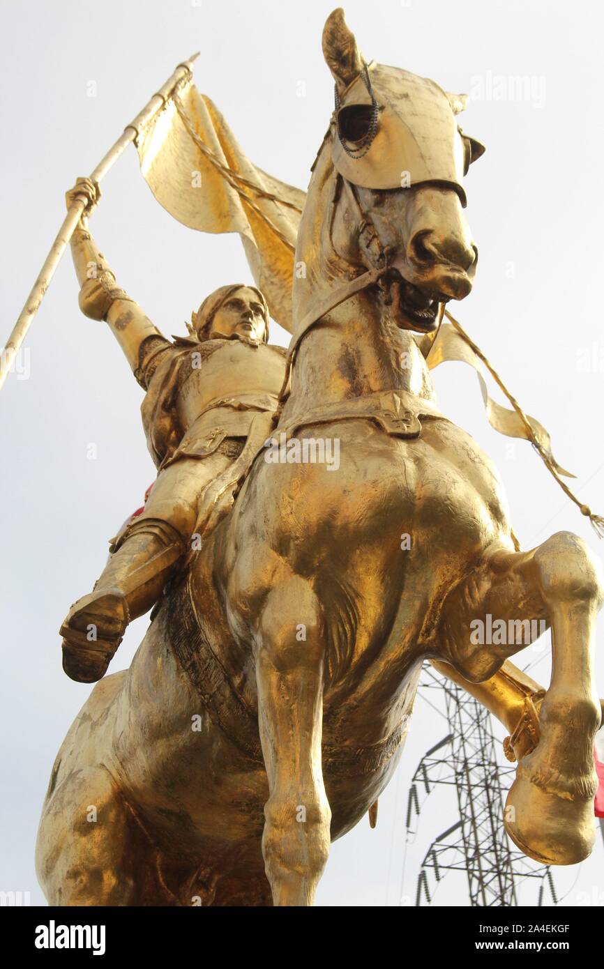 sculpture-in-french-quarter-new-orleans-louisiana-usa-stock-photo-alamy