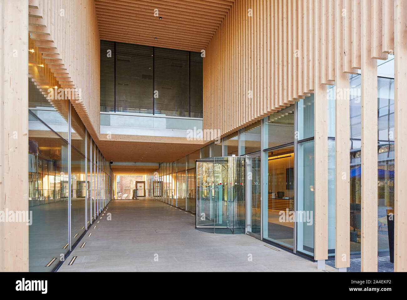New public passageway through Davidson House. Davidson House, Reading