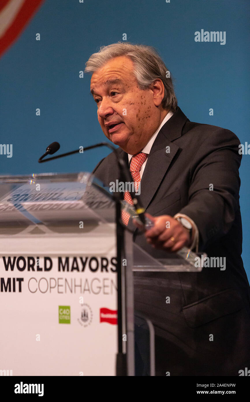 COPENHAGEN, DENMARK – OCTOBER 10. DENMARK: UN Secretary-General Antonio Guterres speaks during a press conference at the C40 World Mayors Summit on October 10, 2019 in Copenhagen, Denmark. The Secretary-General will also meet the Danish Queen Margrethe and the Prime Minister, Mette Frederiksen. More than 90 mayors of some of the world’s largest and most influential cities representing some 700 million people meet in Copenhagen from October 9-12 for the C40 World Mayors Summit. The purpose with the Summit in Copenhagen is to build a global coalition of leading cities, businesses and citizens th Stock Photo