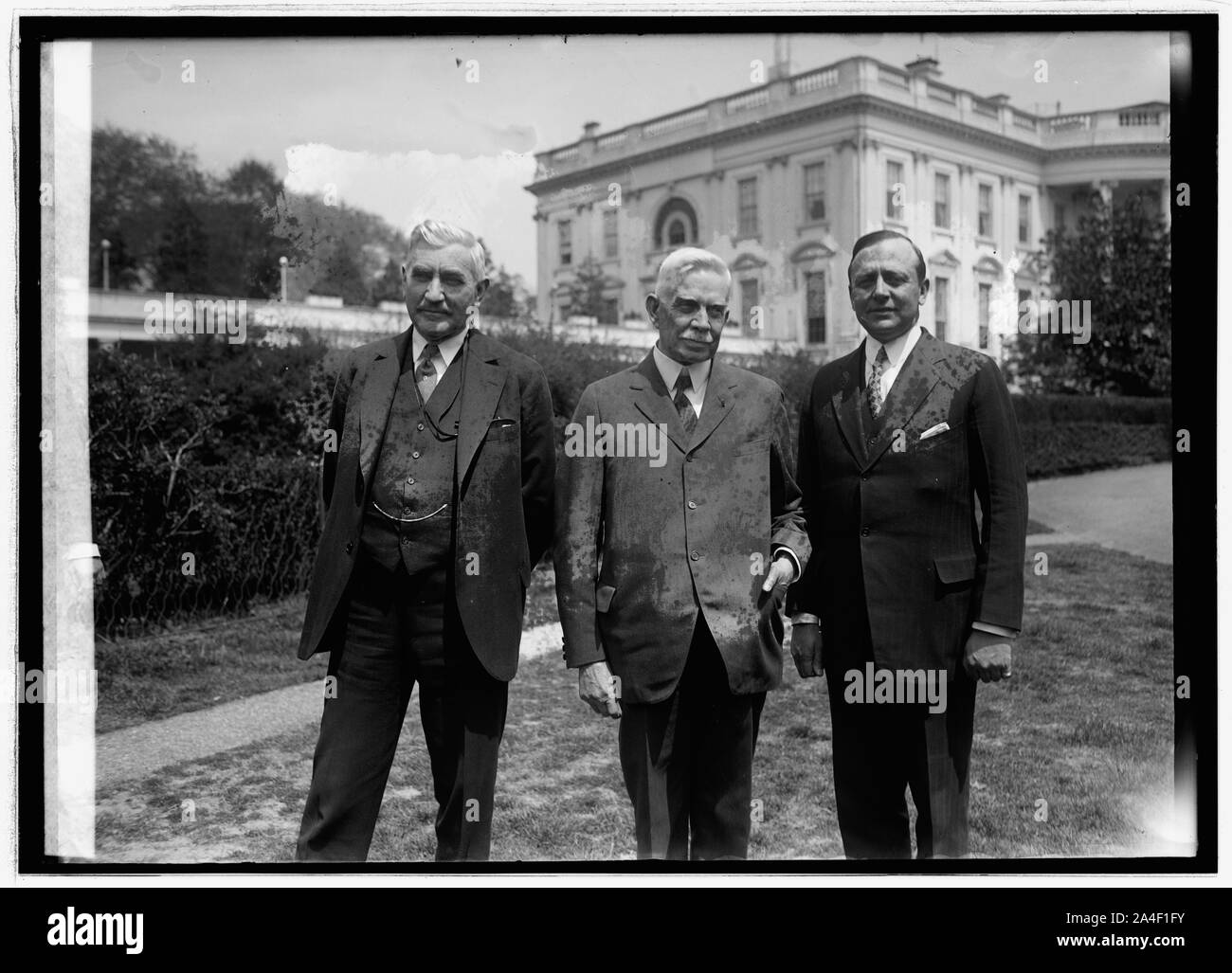 Front view of the presidents house hi-res stock photography and images ...