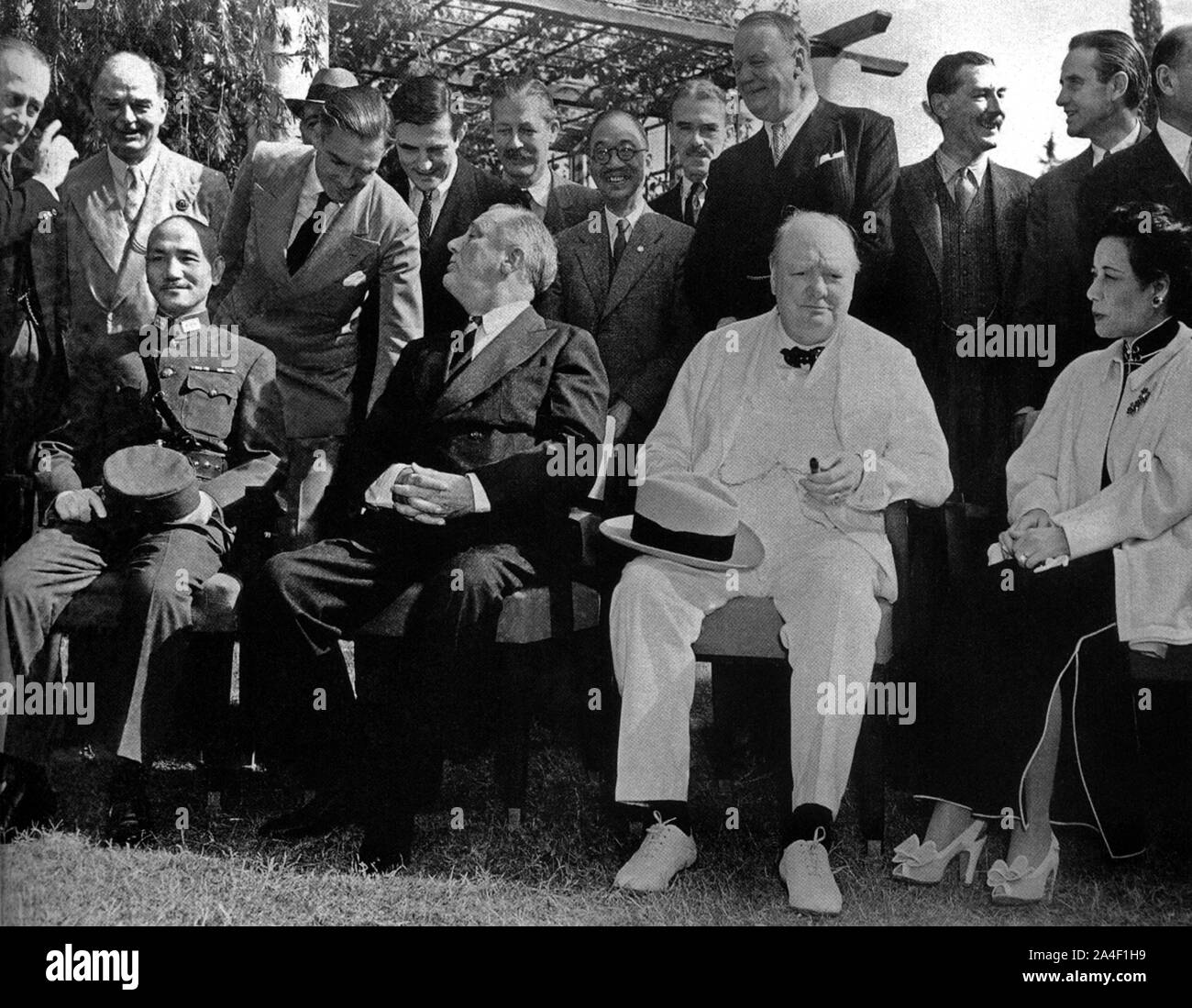 Winston Churchill with Chiang Kai-shek, President Roosevelt and Madame Chiang Kai-shek at the Cairo Conference, November 1943. Stock Photo