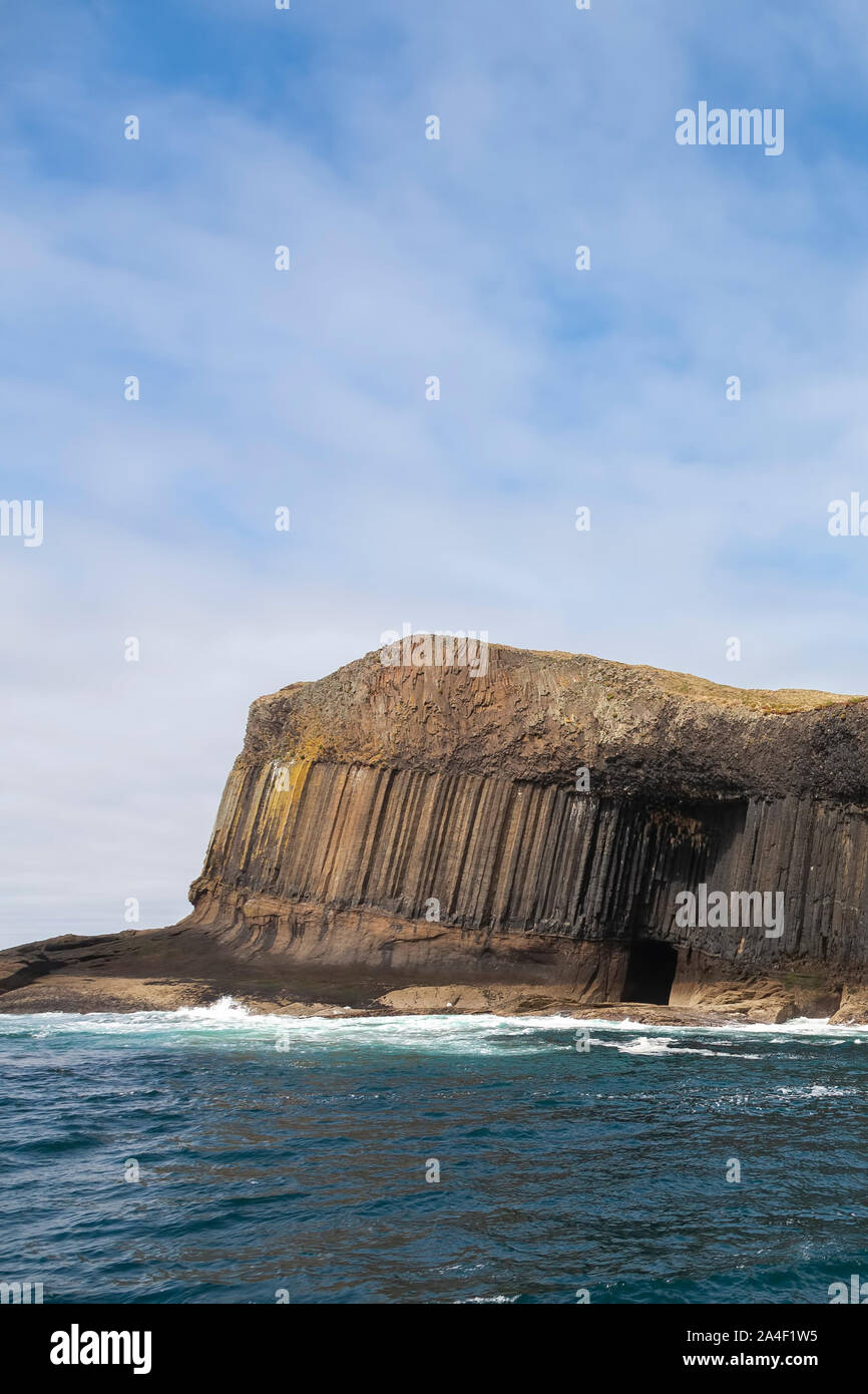 staffa island near mull in scotland Stock Photo Alamy