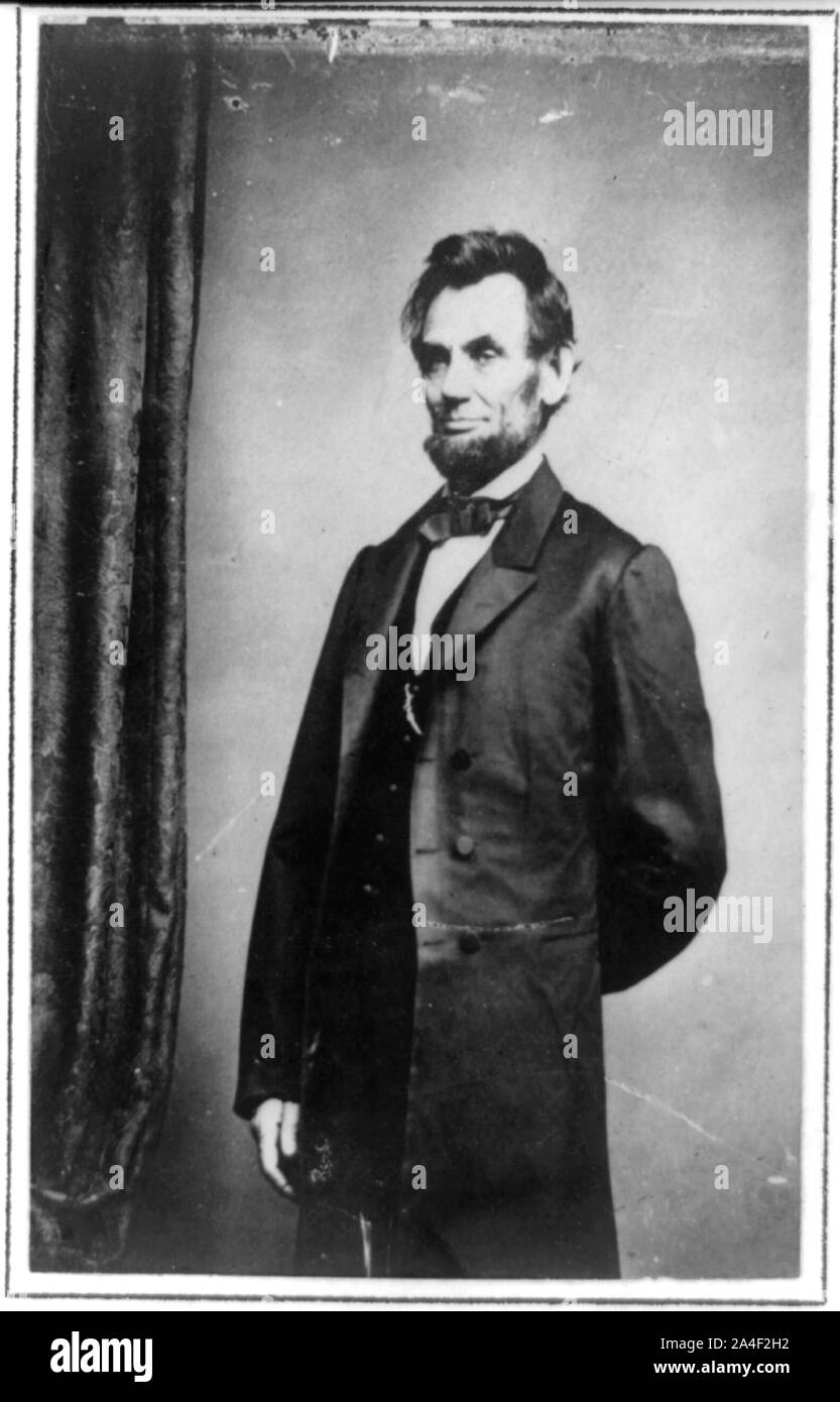 Abraham lincoln standing hi-res stock photography and images - Alamy