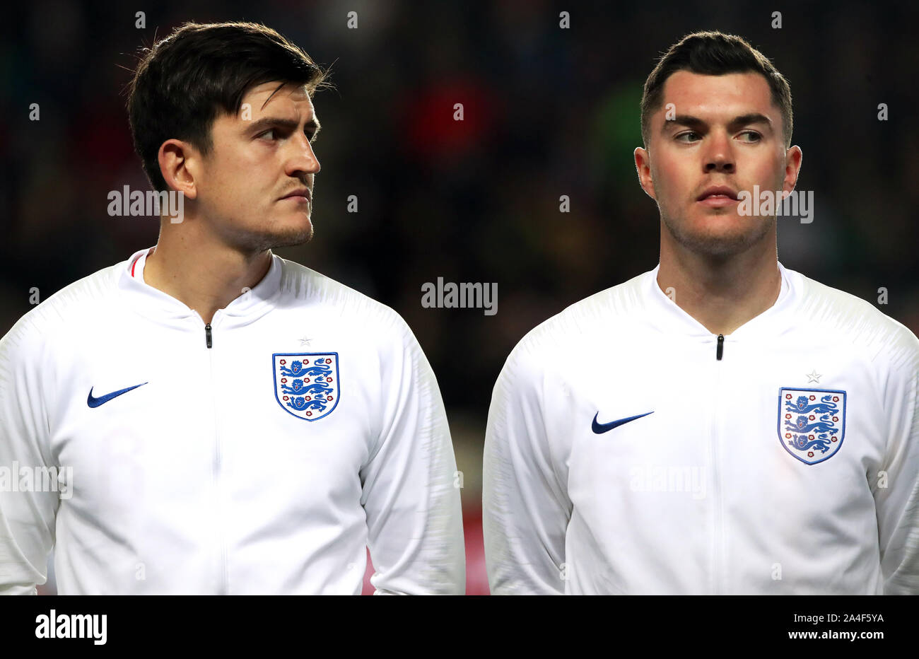 England's Michael Keane (right) and Harry Maguire during the UEFA Euro 2020 qualifying, Group A match at Sinobo Stadium, Prague. Stock Photo