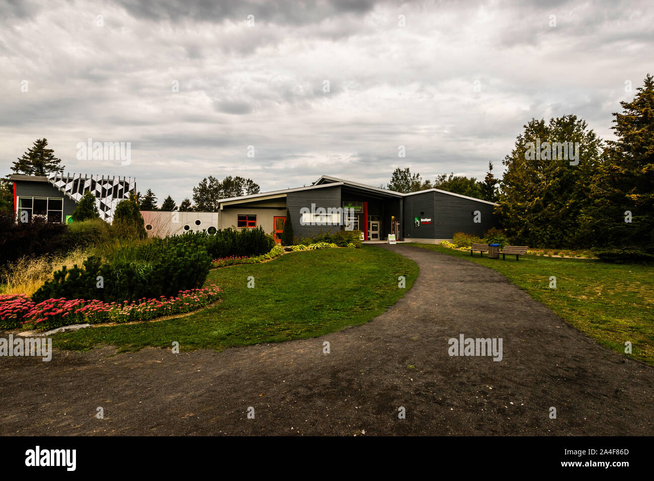 Zoo quebec province hires stock photography and images Alamy