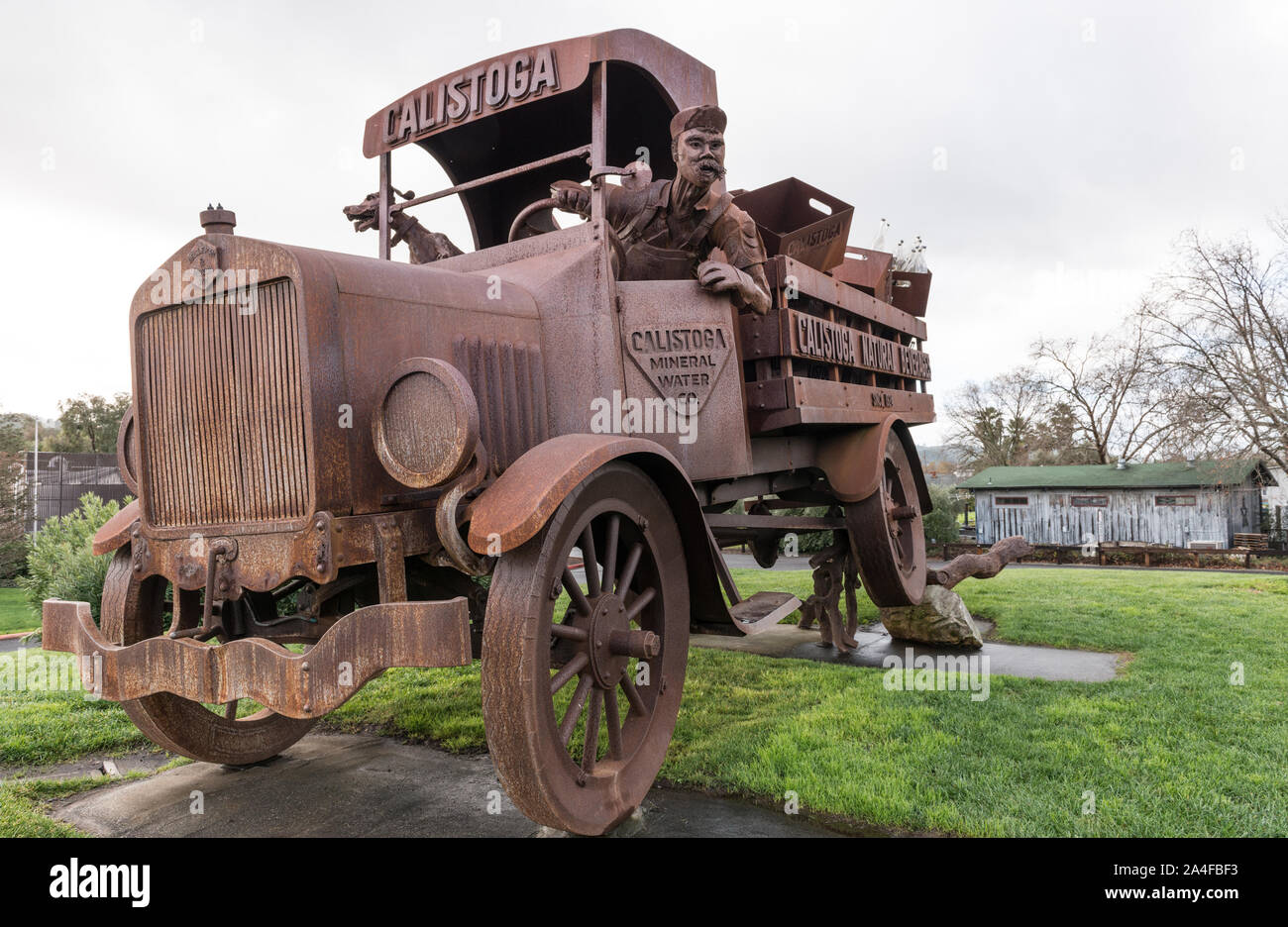 Larger than life sculpture hires stock photography and images Alamy
