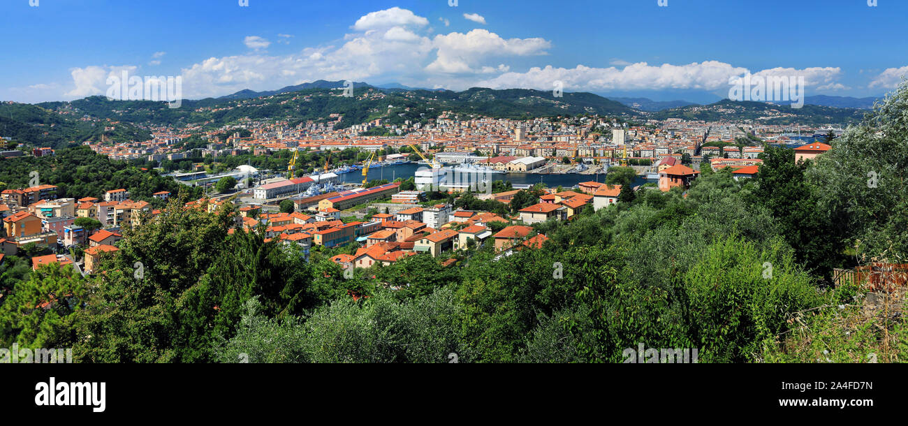 Aerial view seaside resort hi-res stock photography and images - Alamy