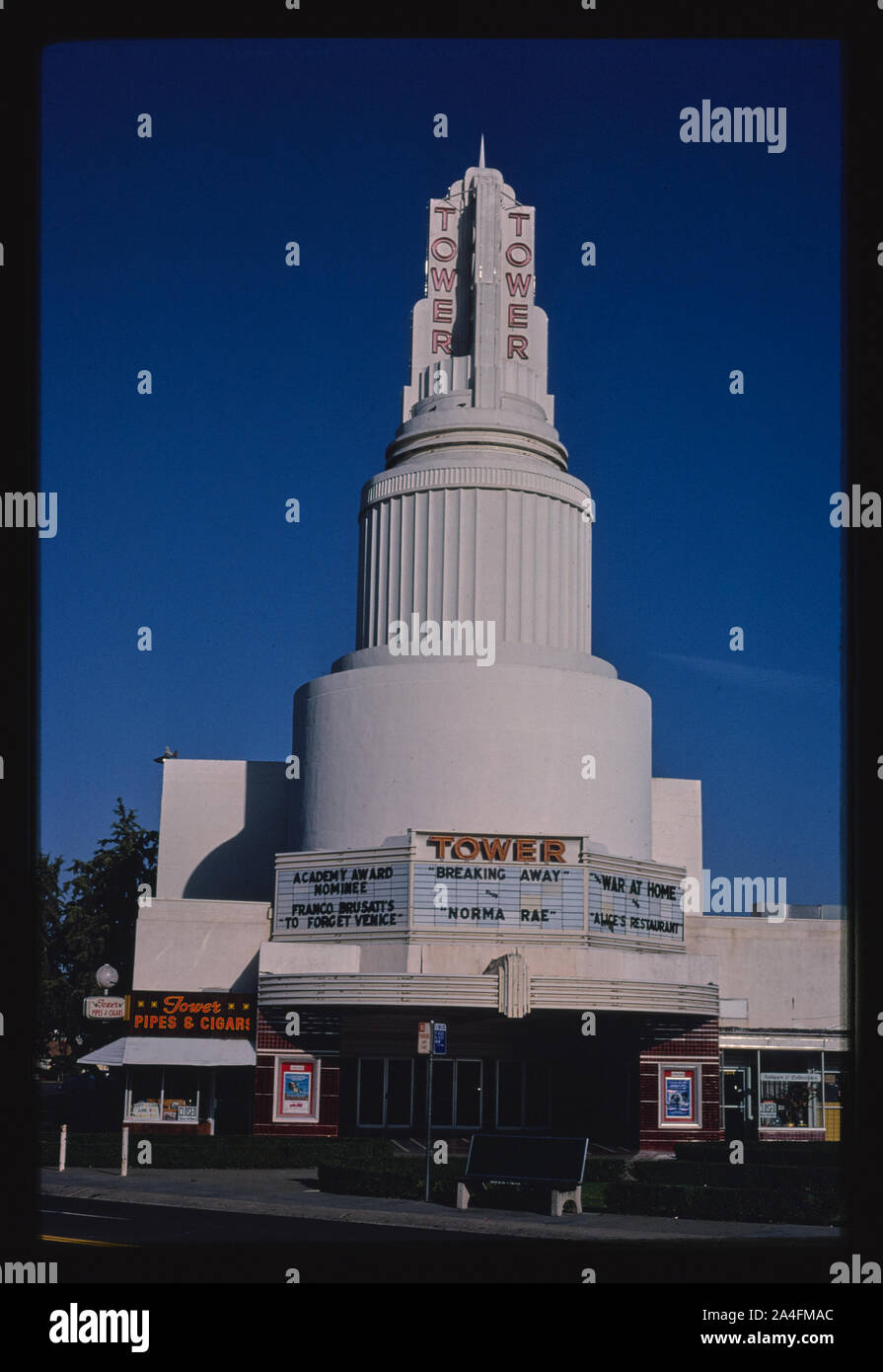 Tower theater sacramento hires stock photography and images Alamy