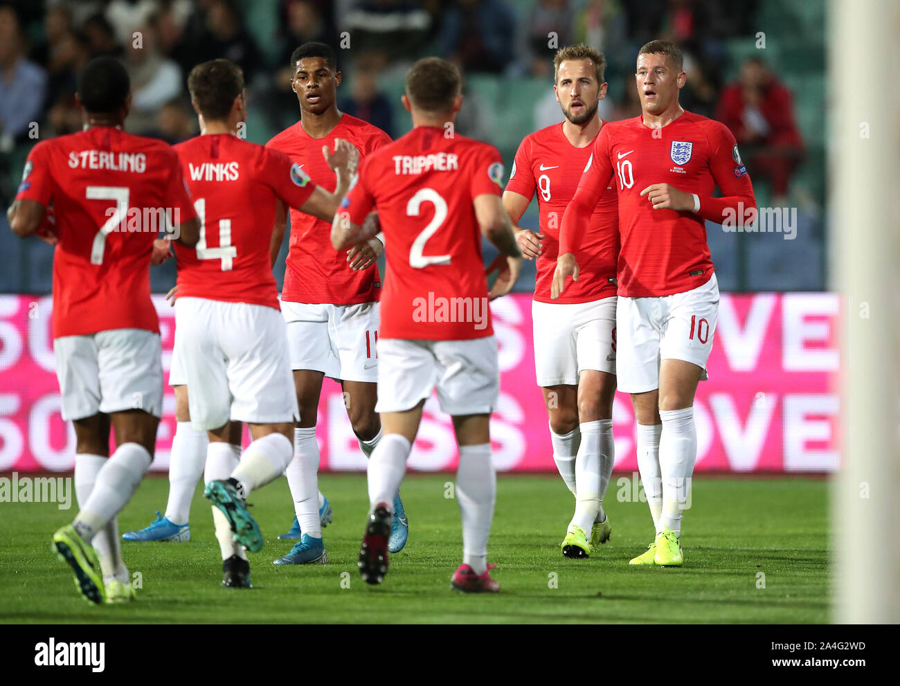England's Ross Barkley (right) celebrates scoring his side's second goal of the game with team mates during the UEFA Euro 2020 Qualifying match at the Vasil Levski National Stadium, Sofia, Bulgaria. Stock Photo