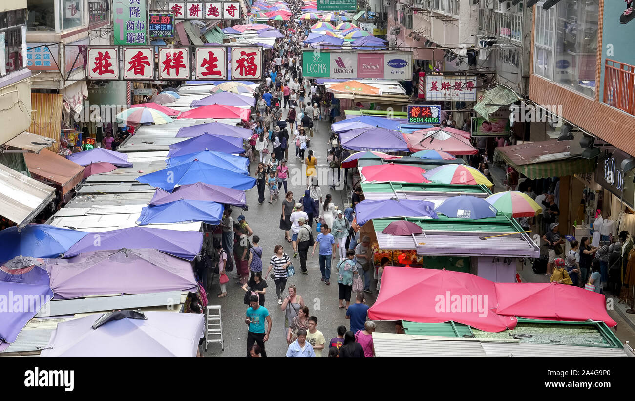 HONG KONG, CHINA- OCTOBER, 1, 2017: high angle shot of mongkok markets in hong kong Stock Photo